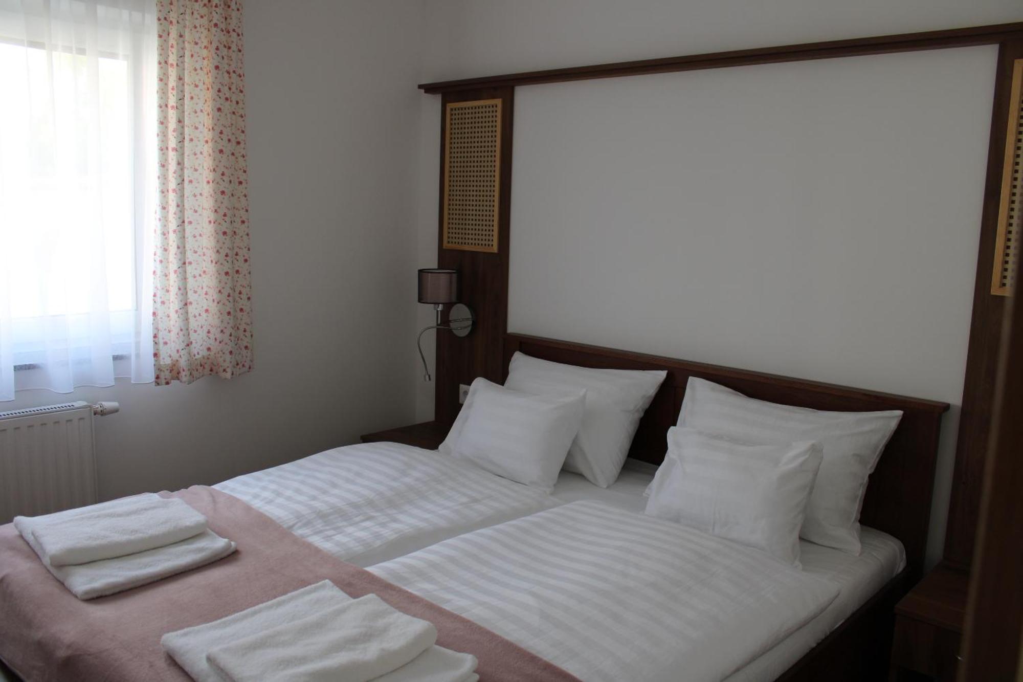 Mara Apartman Buek Экстерьер фото