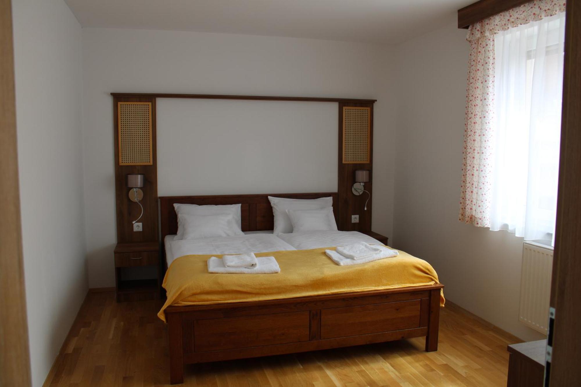 Mara Apartman Buek Экстерьер фото