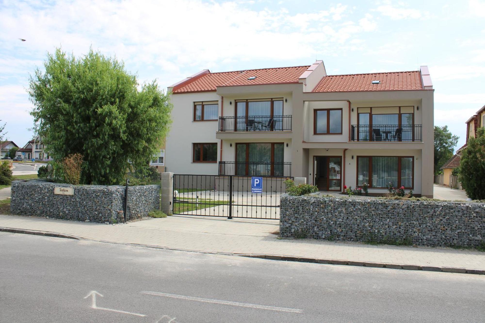 Mara Apartman Buek Экстерьер фото